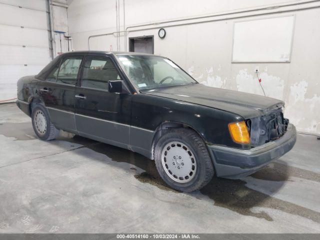  Salvage Mercedes-Benz 300