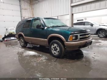  Salvage Chevrolet Blazer