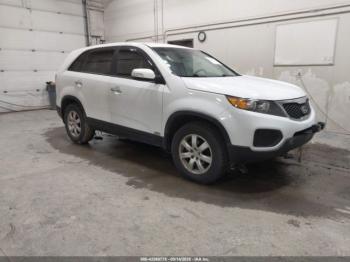  Salvage Kia Sorento