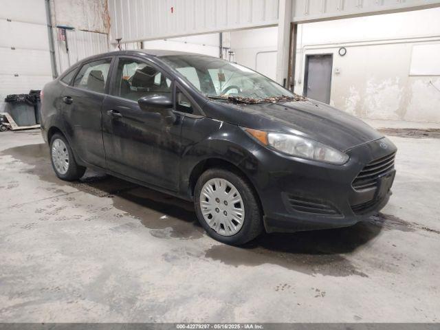 Salvage Ford Fiesta
