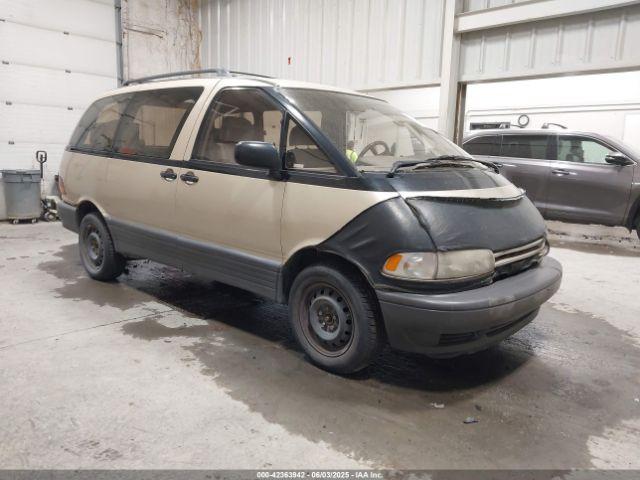  Salvage Toyota Previa