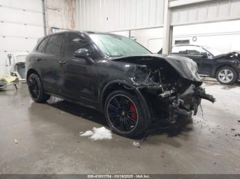  Salvage Porsche Cayenne