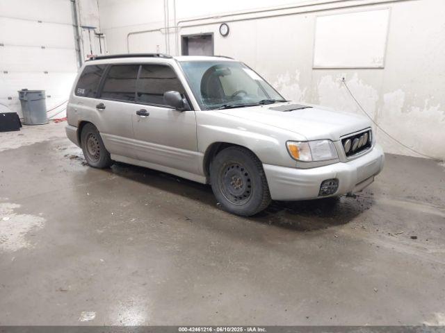  Salvage Subaru Forester
