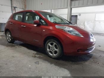  Salvage Nissan LEAF