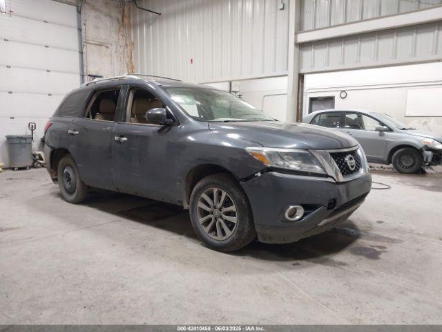  Salvage Nissan Pathfinder