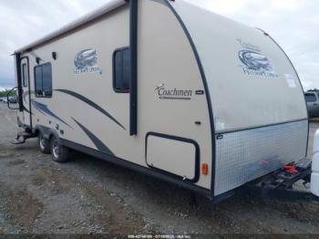  Salvage Coachmen Freedom Express