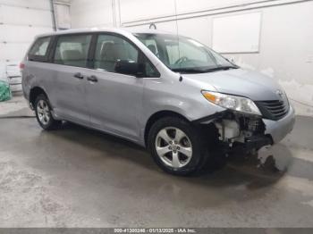  Salvage Toyota Sienna