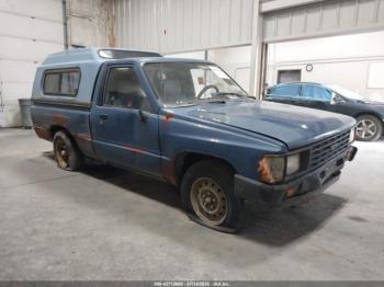  Salvage Toyota Pickup