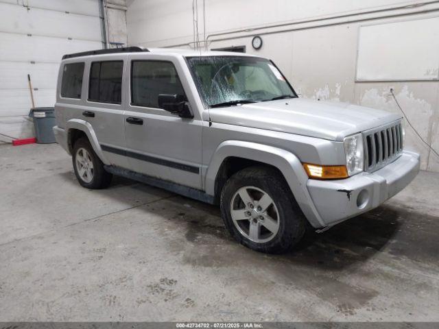  Salvage Jeep Commander
