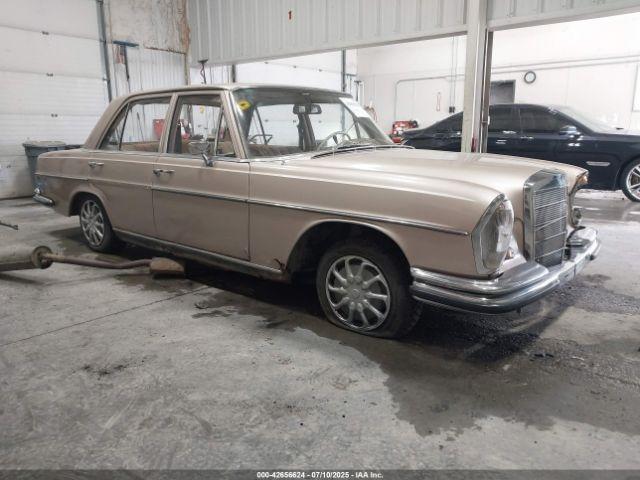  Salvage Mercedes Sedan 220
