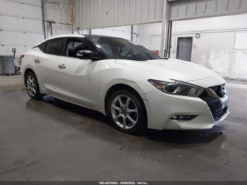  Salvage Nissan Maxima