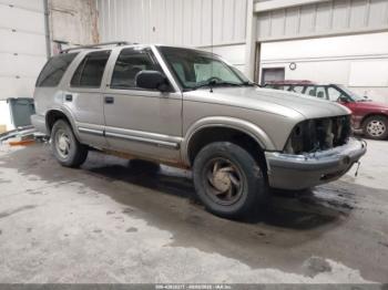  Salvage Chevrolet Blazer