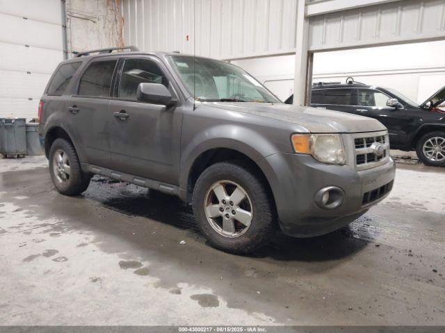  Salvage Ford Escape