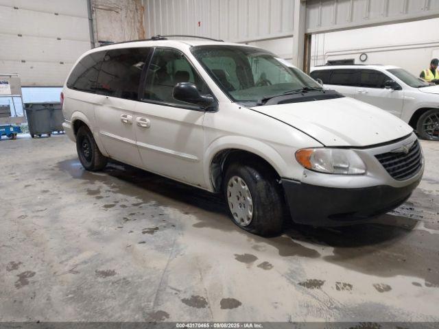  Salvage Chrysler Town & Country