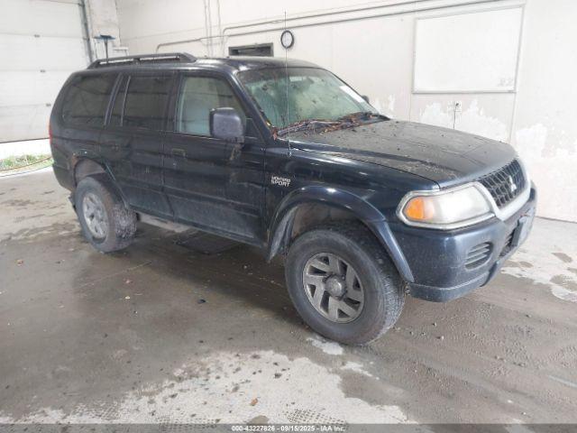  Salvage Mitsubishi Montero Sport