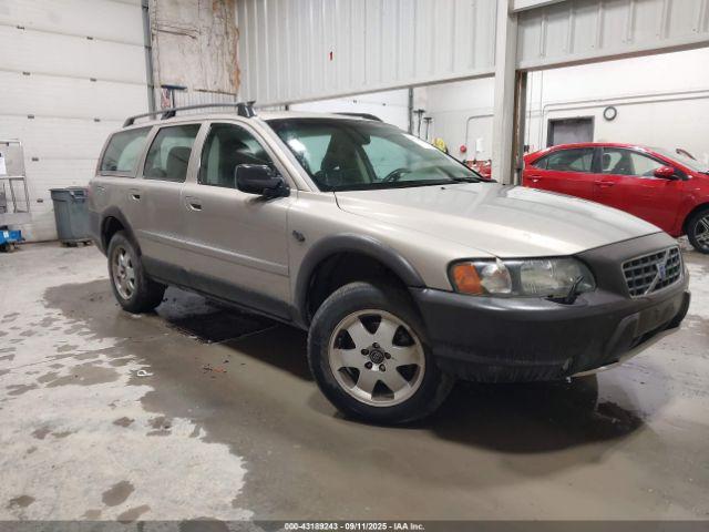  Salvage Volvo V70