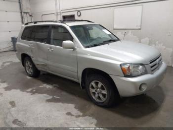  Salvage Toyota Highlander