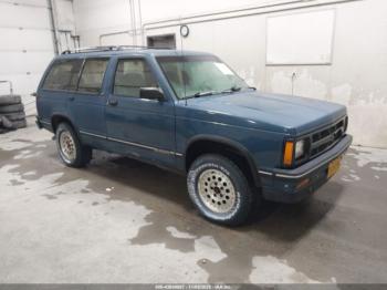  Salvage Chevrolet Blazer