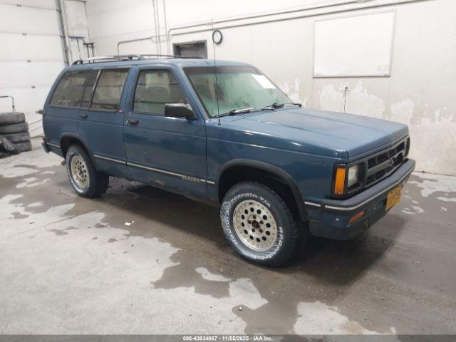  Salvage Chevrolet Blazer