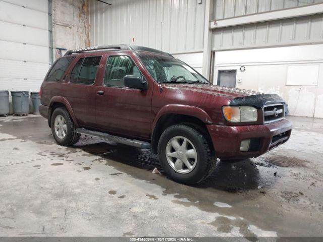  Salvage Nissan Pathfinder