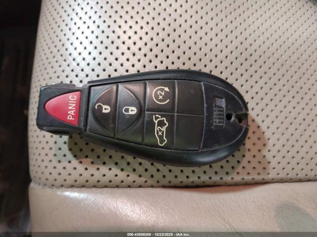 Jeep Grand Cherokee Overland Image 14