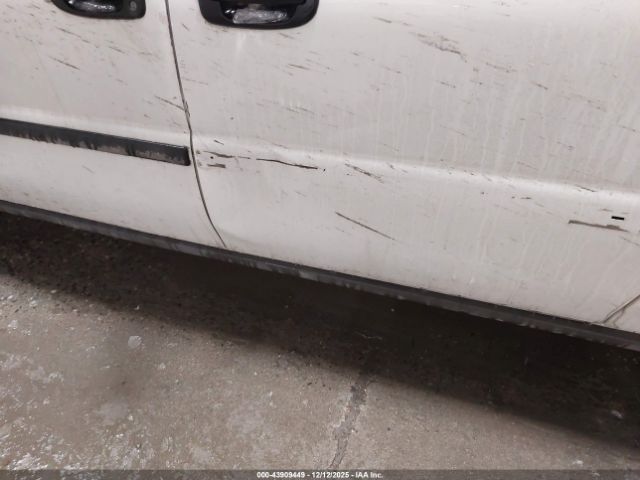 Chevrolet Uplander Cargo Image 4