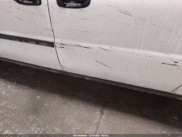 Chevrolet Uplander Cargo Image 4