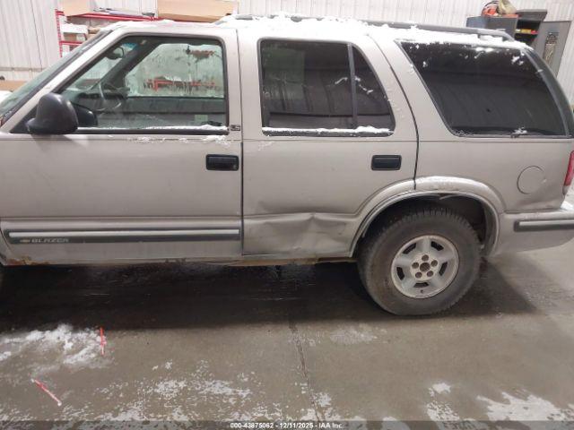 Chevrolet Blazer Ls Image 8