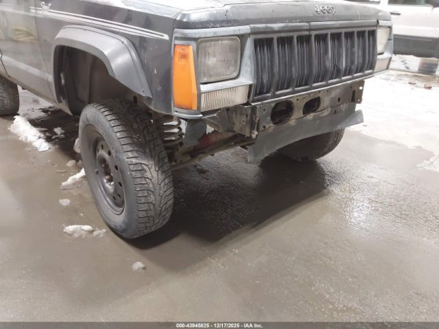 Jeep Cherokee Sport Image 3