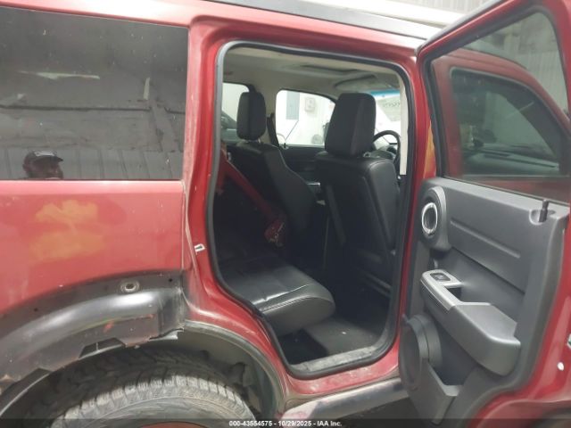 Dodge Nitro Image 10