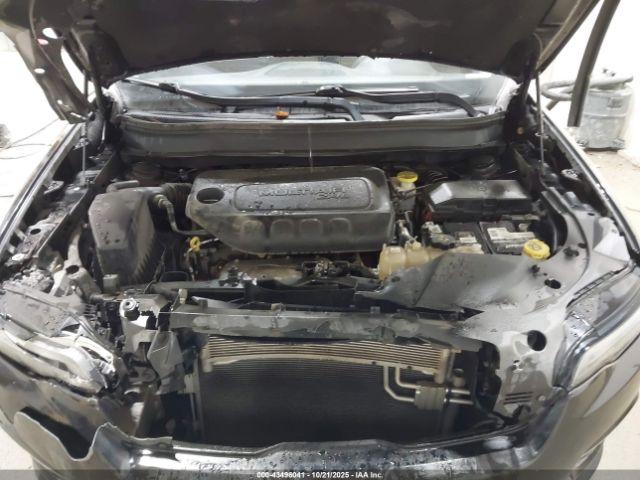 Jeep Cherokee Latitude Fwd Image 2