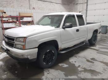  Salvage Chevrolet Silverado 1500