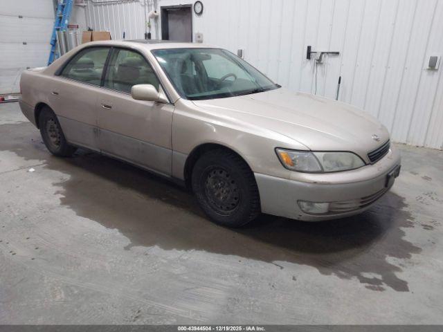  Salvage Lexus Es