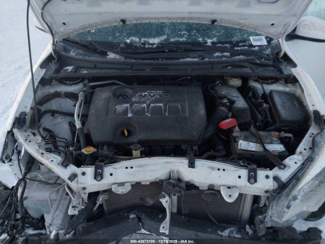 Toyota Corolla L Image 13