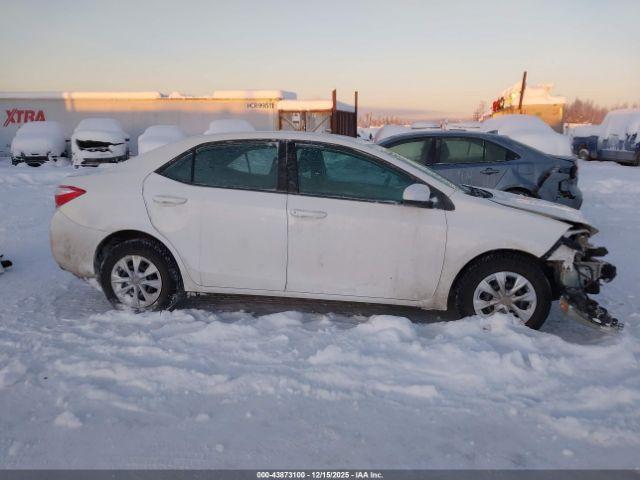 Toyota Corolla L Image 4